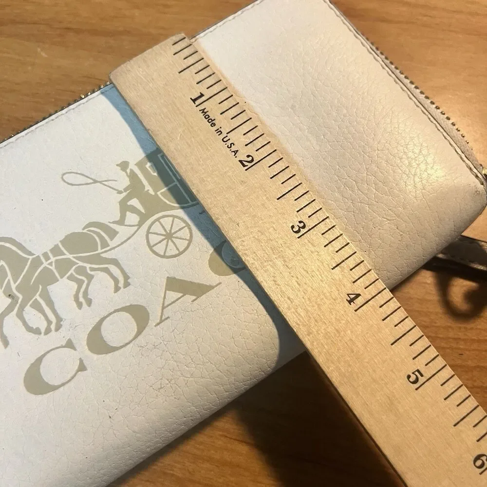 Coach women zip